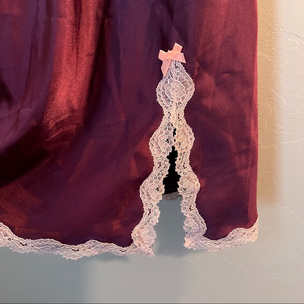 Victoria Secret Gown - Picture 2 of 6